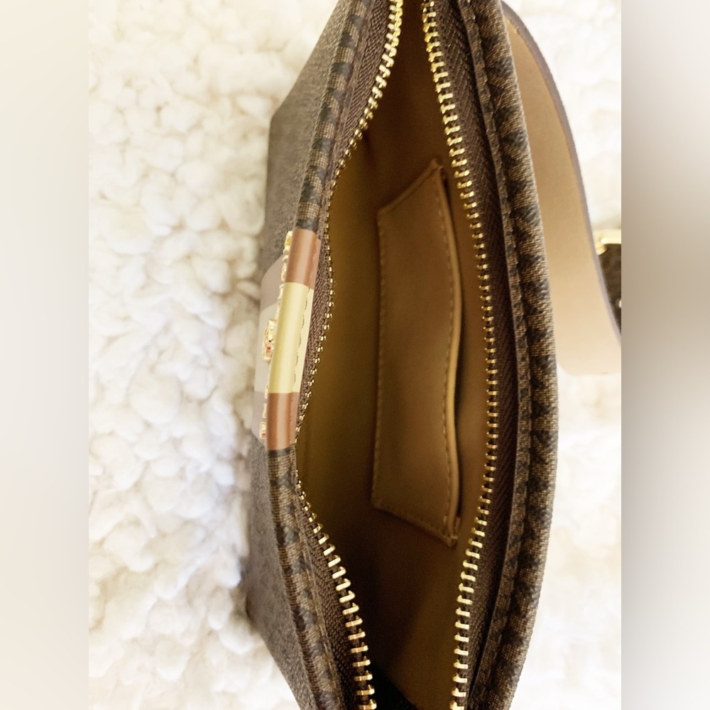 Michael Kors Brown Tan Belt Bag with Gold Hardware 556203 S/M - Picture 4 of 5